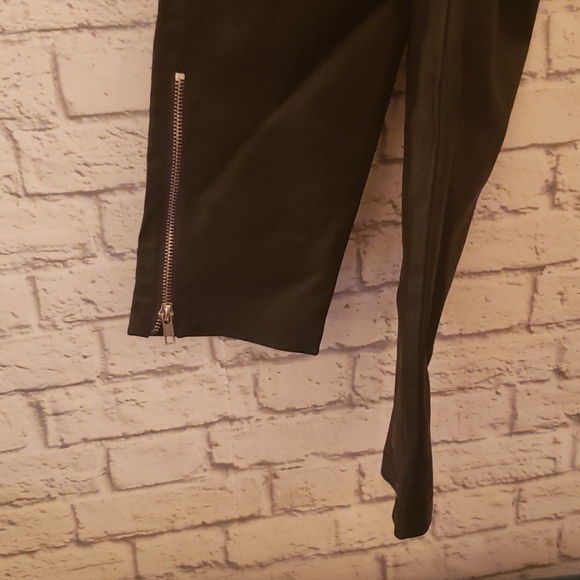 Leather pants with side zipper detail - Picture 2 of 4